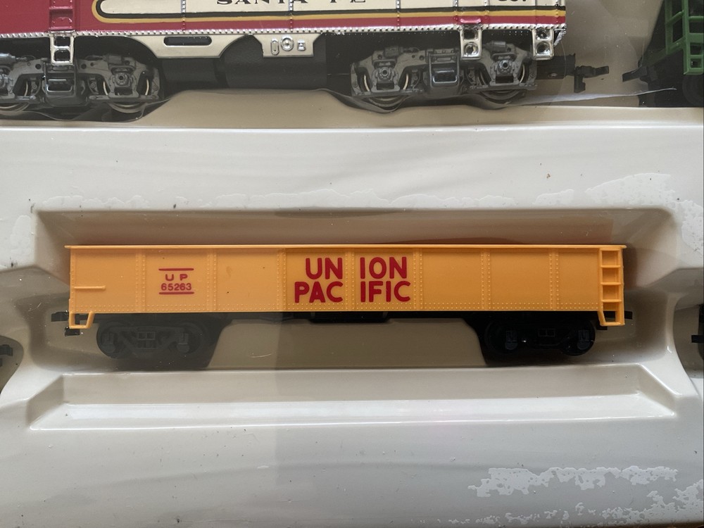 Bachmann Cannonball Express HO Scale Train Set 1995 Lightly Used