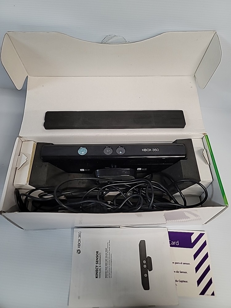 Microsoft XBOX 360 Kinect Sensor Bar **No Game Disk***