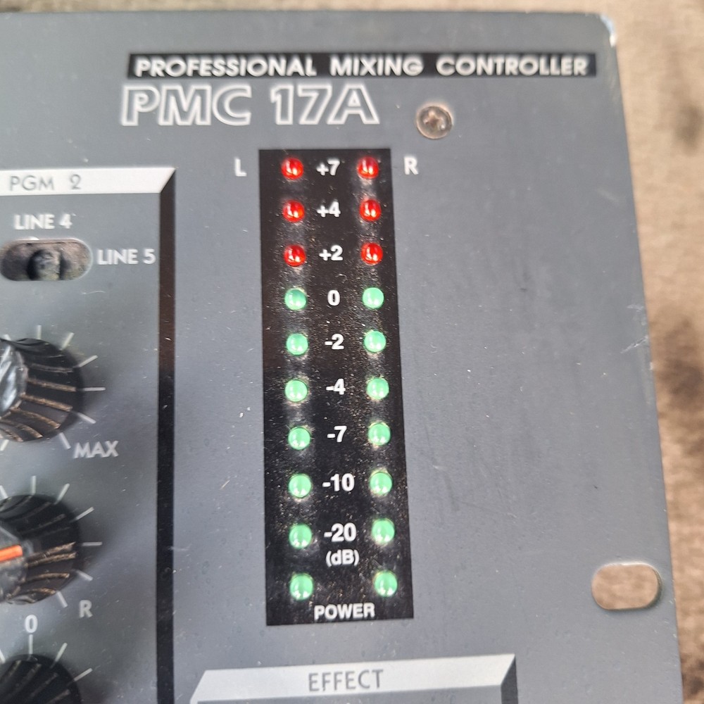 Vestax PMC-17A mixer Read DESCRIPTION