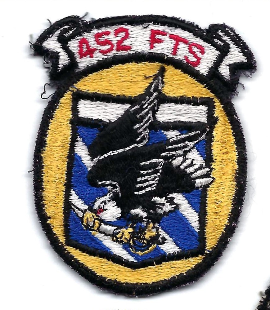 PATCH USAF 452ND FLYING TRAINING SQUADRON MATHER  AFB                 JT57