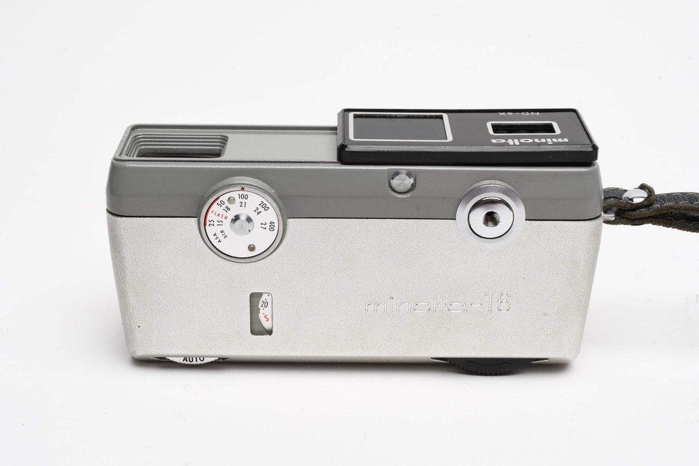 Minolta 16 E.E Subminiature camera, case, strap, Works! Clean (Silver)