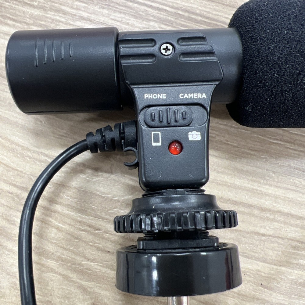 Bower Streaming Broadcast Microphone 1/4”Jack + Adjustable Stand Piece EUC