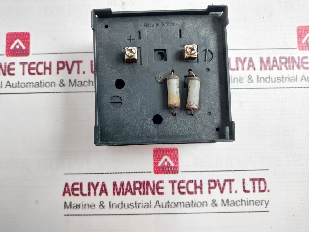 DEIF 30084-56 Analog Voltmeter 0-500V