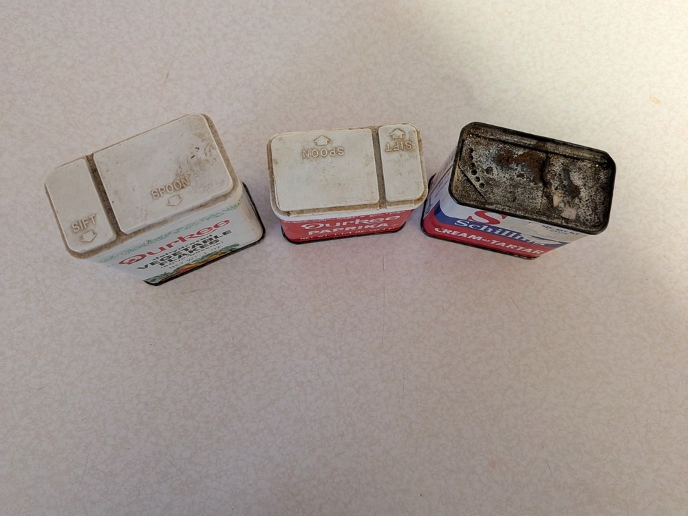 3 Metal Vintage Spice Tins
