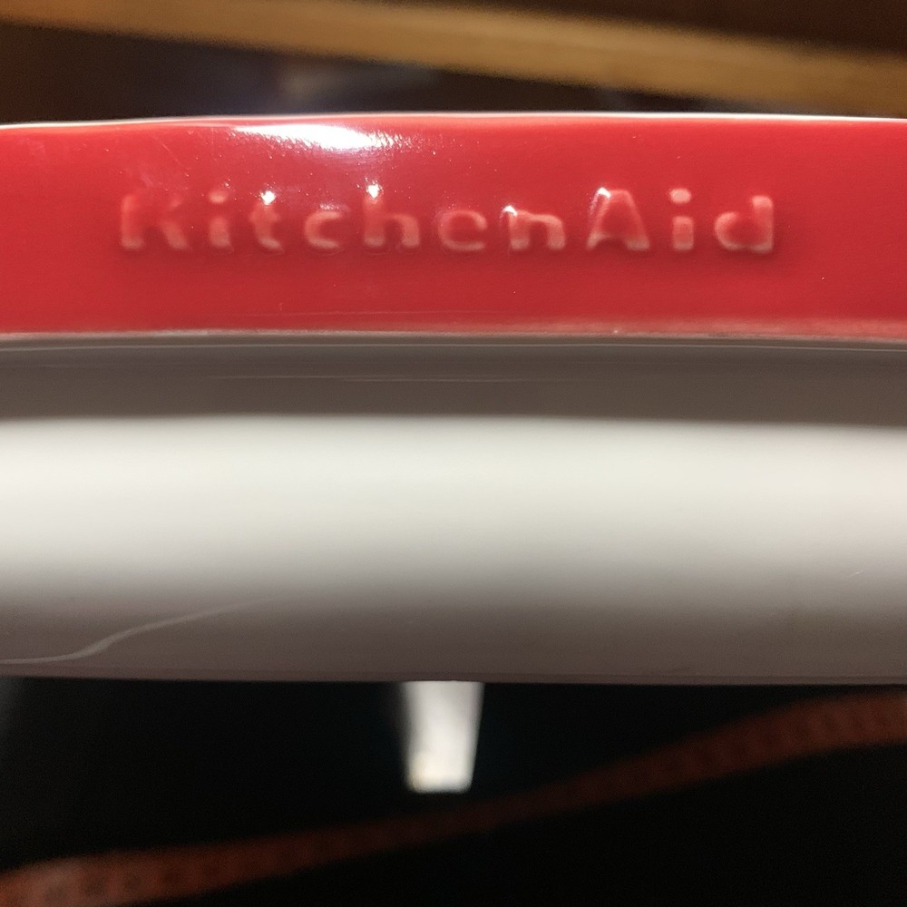 KitchenAid White Red 2 Qt Square Ceramic Bakeware Casserole Dish Baking Pan