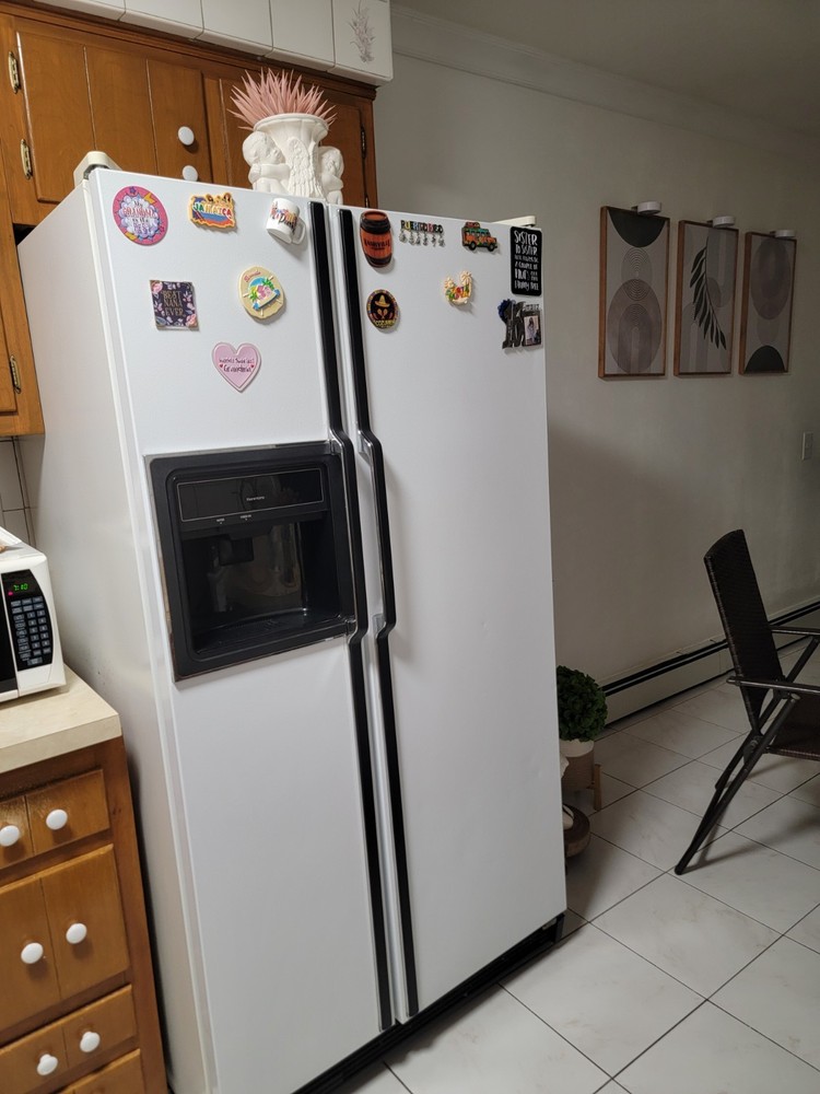 Refrigerator