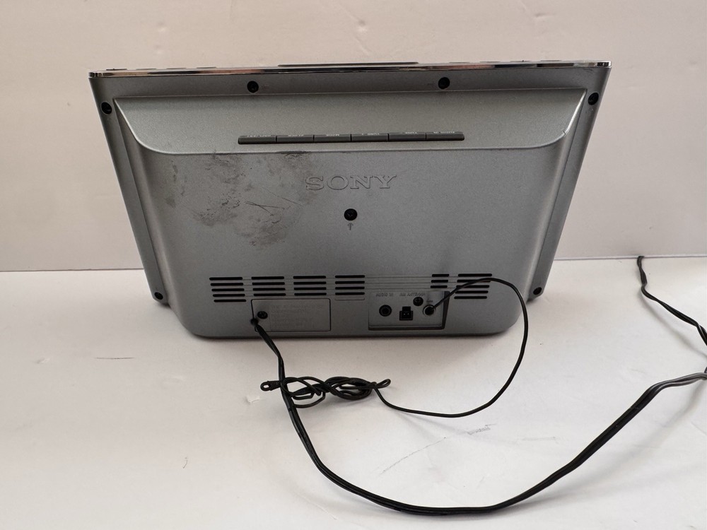 Sony Model ICF-CS15iP Dream Machine Personal Audio System Docking System (Video)