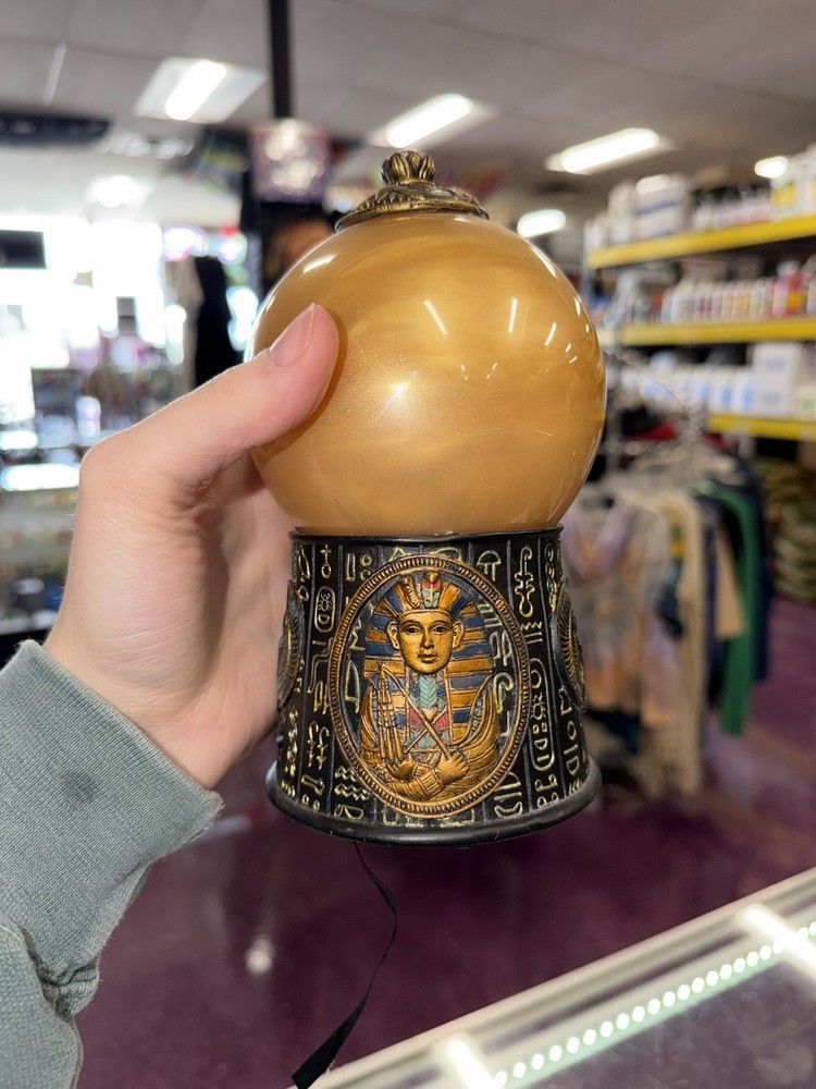 King Tut Storm Ball Globe