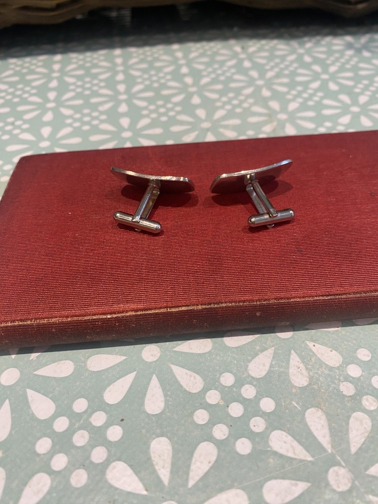 Vintage Cufflinks - silver tone Curved front. Really Classy