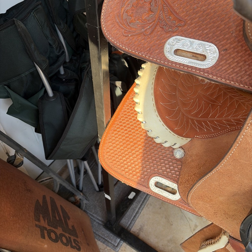 Four Saddle Rack(saddles Not Included)