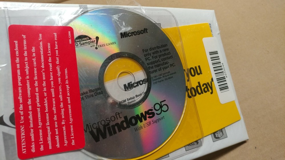 Microsoft Windows Windows 95 Operating System Software CD with Product Key USB