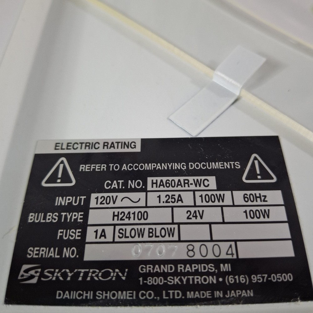 Skytron Mini Argos Surgical Light