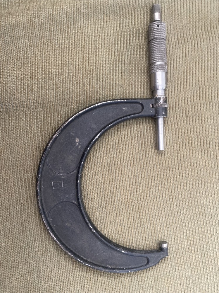 Vintage Central Tool Co 4” micrometer
