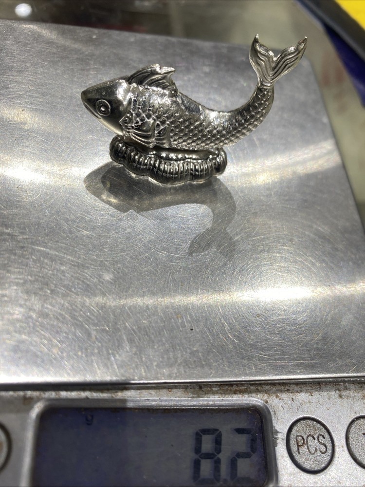 75% Purity Solid Silver Fish 8 Gram Display Minituares New In 📦