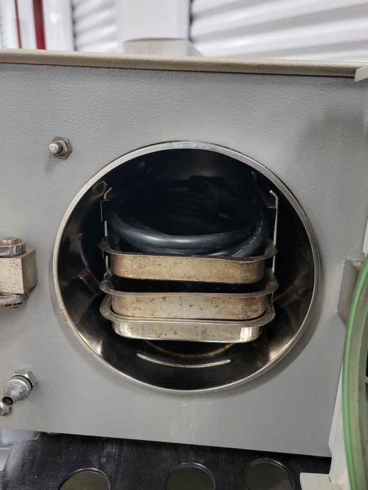 Tuttnauer 1730M Autoclave Steam Sterilizer / Tested