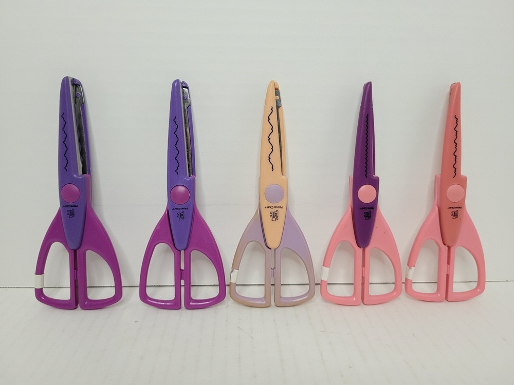 Scarp Booking Scissors Lot