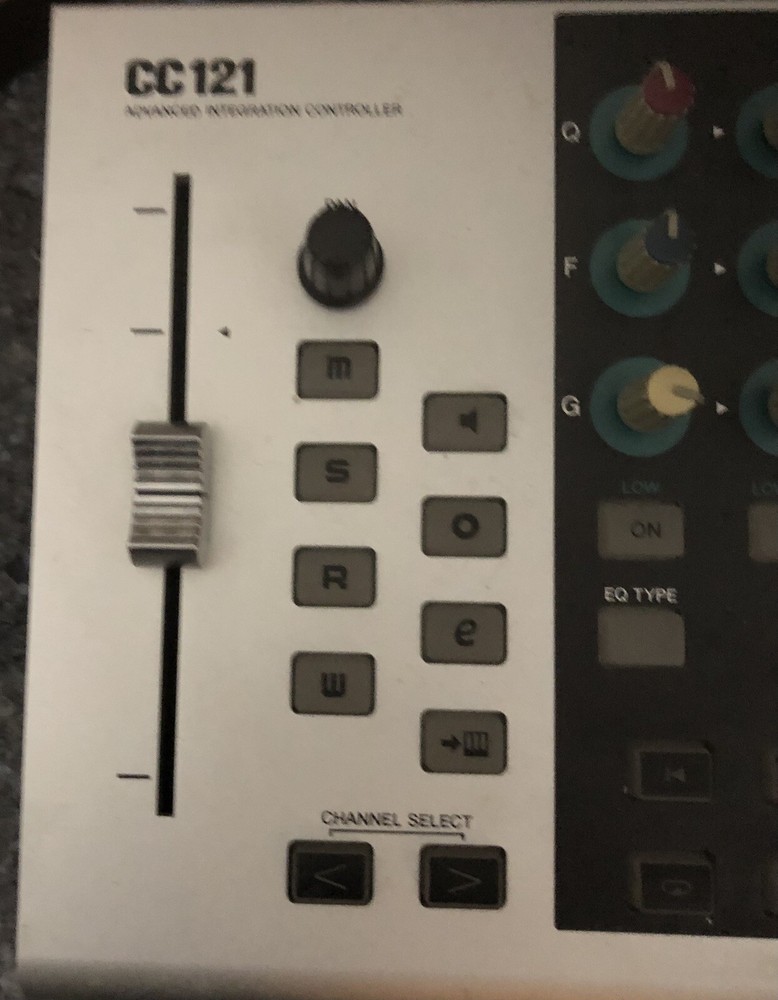 Silver Steinberg CC121 USB Controller Advanced Integration Controller