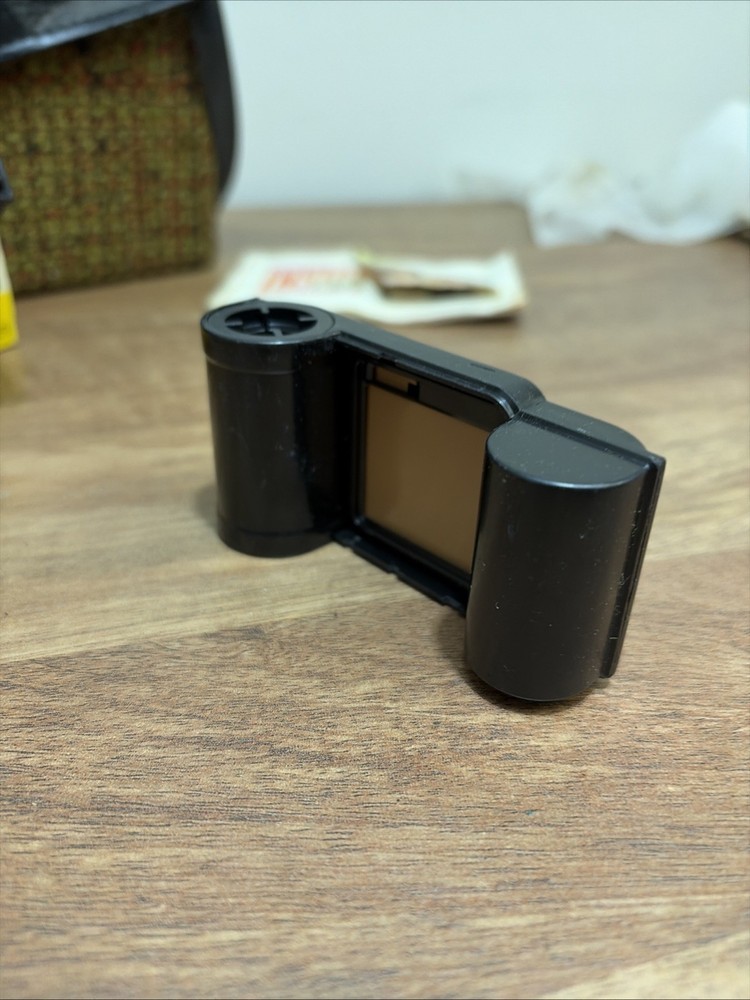 Vintage Kodak Instamatic 134 Camera UNTESTED