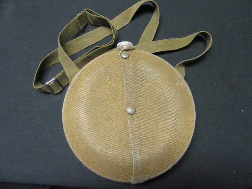 Cello Junior One Quart Canteen, Canvas Cover       RT2