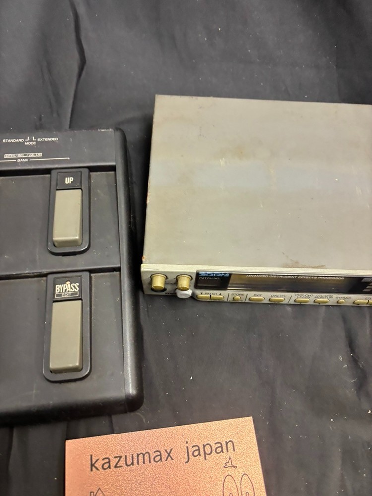 Zoom 9030 Advanced Multi Effects Processor with 8050 Foot Controller Tested