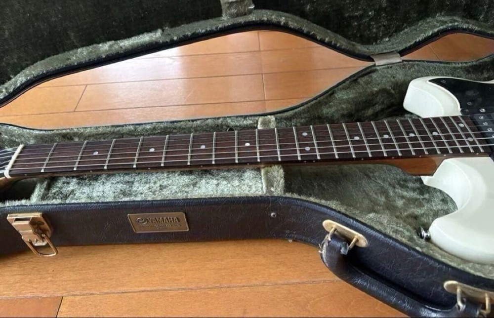 YAMAHA SF500 White Hard Case Safe Packing!