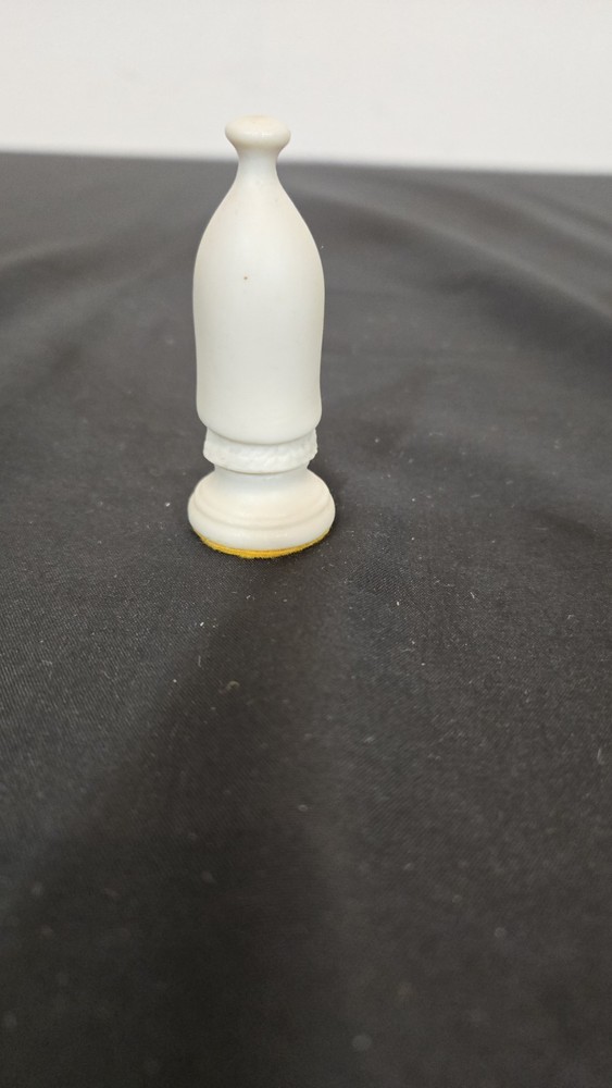 2.5" Mid Century Duncan White Pawn Chess Replacement