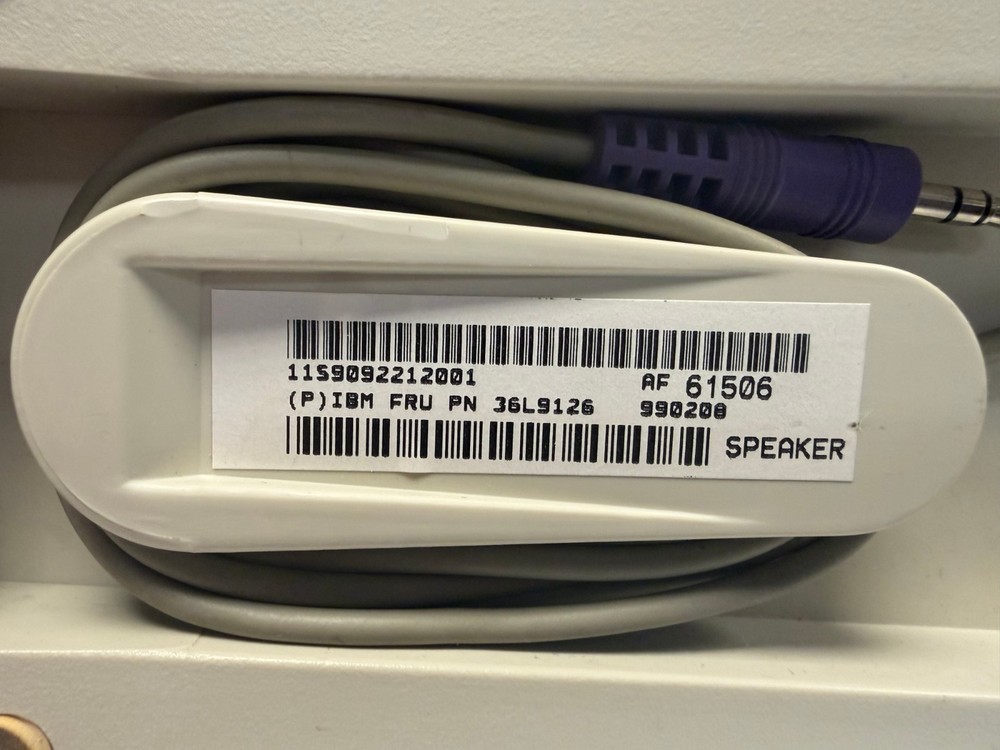 Infinity AF Ivory Computer Speakers (PN36L9126)