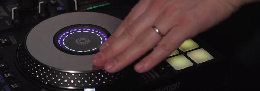 Hercules DJCONTROL-JOGVISION DJControl Jogvision Serato Controller