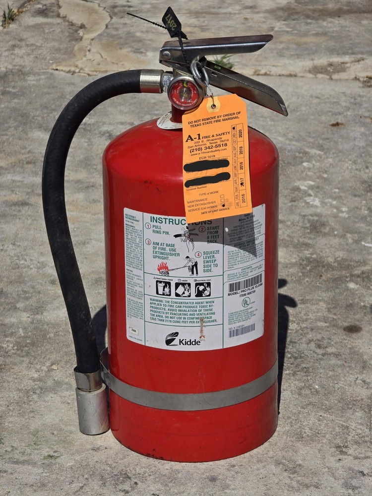 Kidde ProPlus 15.5HM - Halotron 1 15.5 Lb Clean Agent Fire Extingusher.