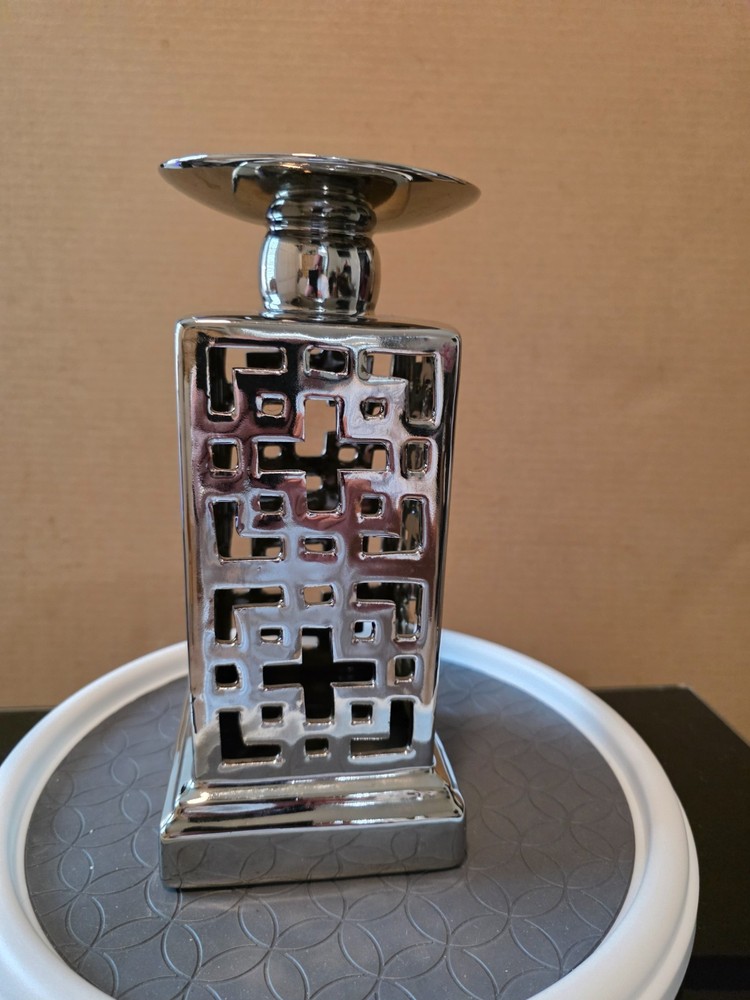 candle holder'