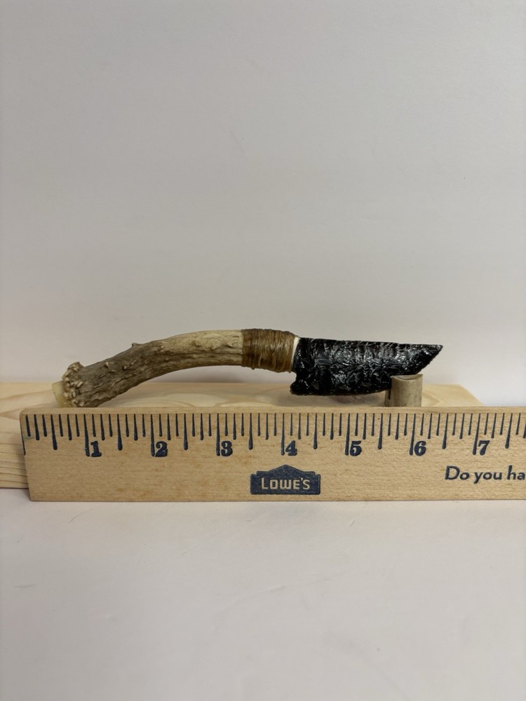flint knapped knife