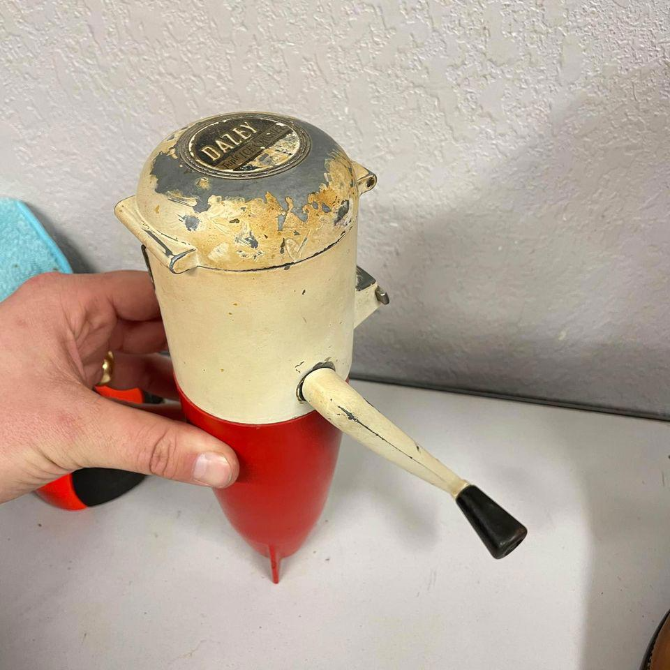 Vintage Rocket Dazey Triple Ice Crusher Model B Red & White - HLBN