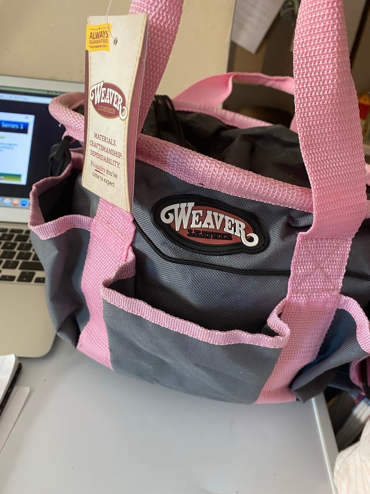 weaver horse grooming set