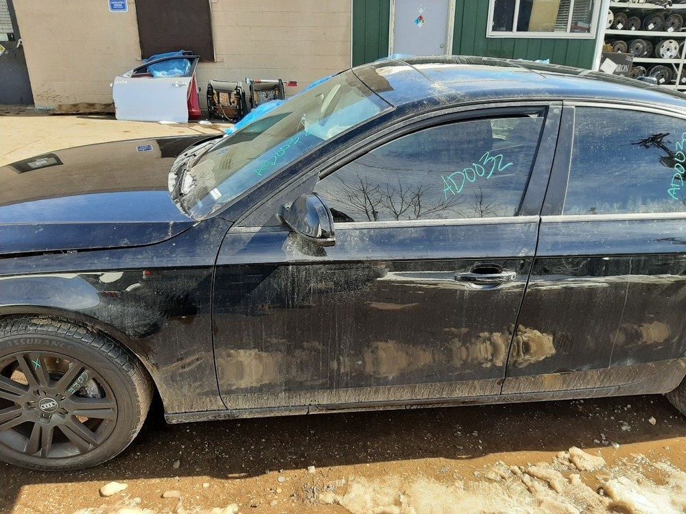 A4 AUDI 2011 High Mounted Stop Light 922519