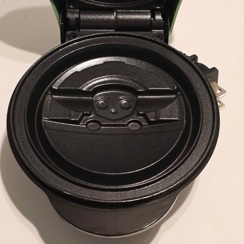 Grogu Star Wars Mandalorian Mini Waffle Maker