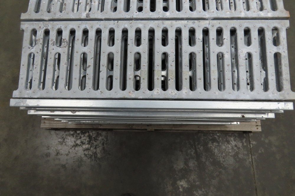 Interlake 9"x 30" Galvanized Steel Slotted Pallet Racking Deck 34"D Rack 100pcs