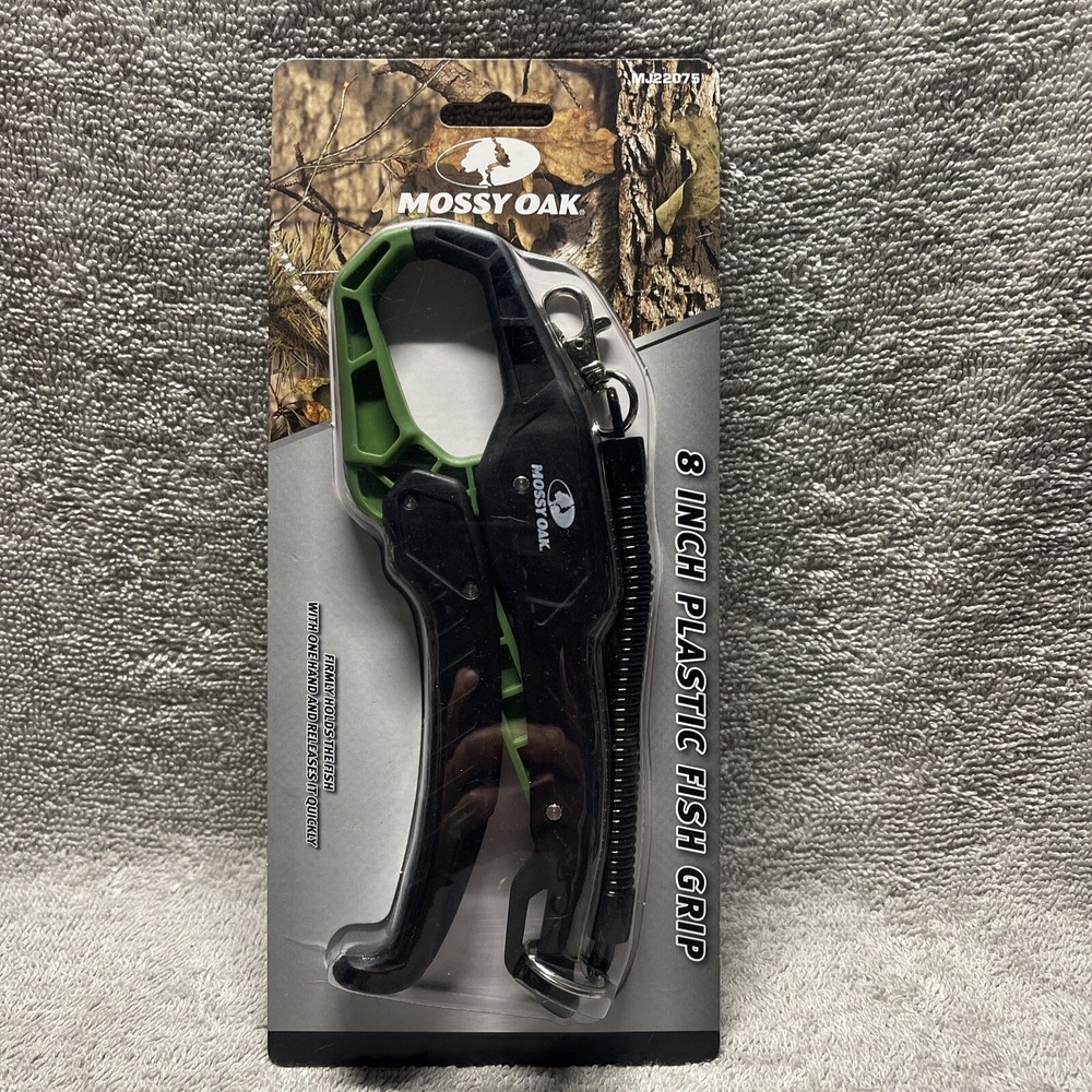 New Mossy Oak Plastic 8" Fish Grip MJ22075