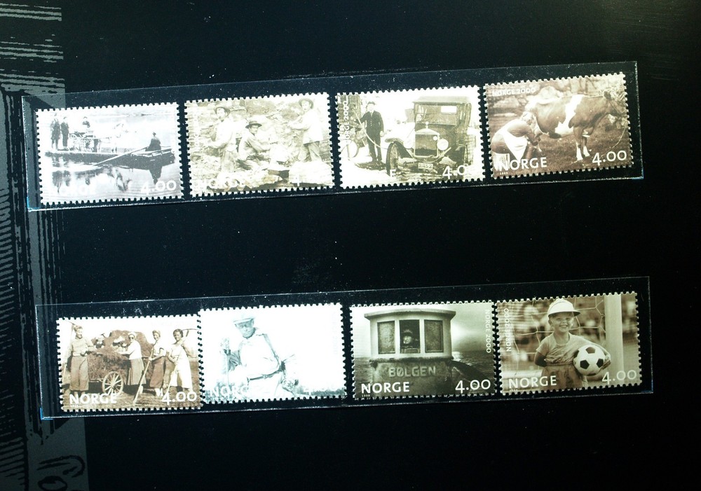 2000 Norway Millennium Stamp & Cover Folio - Complete - slight spine roll