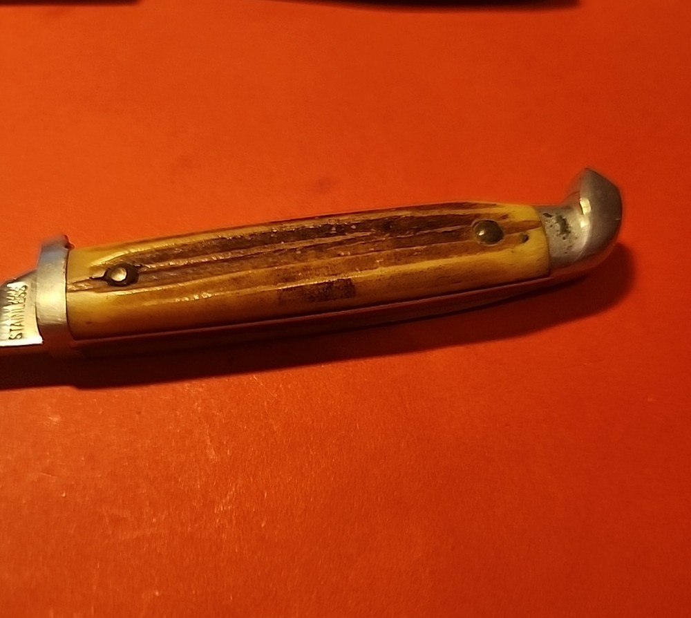 Vintage Queen fixed 3in Blade Bone handle/sheath