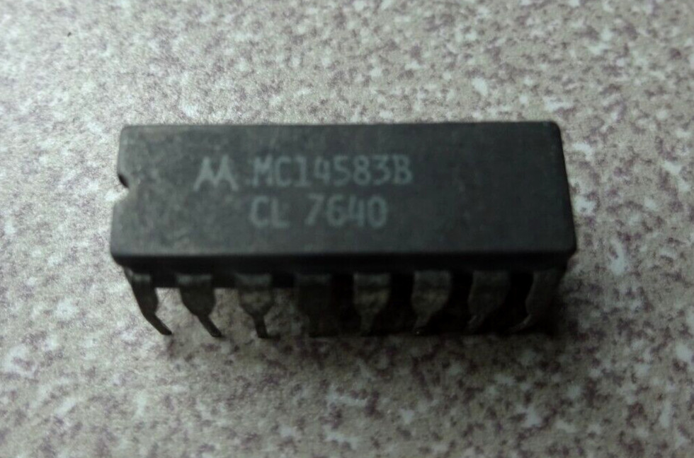 MC14583B Dual Schmitt Trigger, DIL DIP