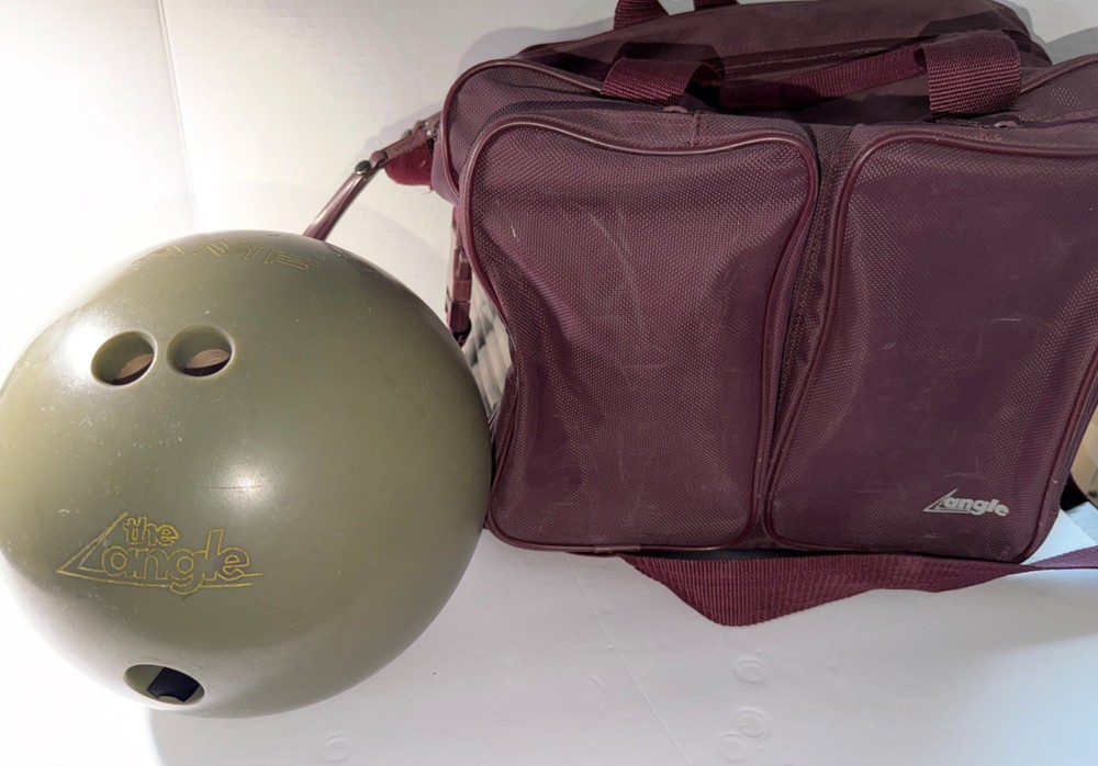 AMF “The Angle” bowling ball 16lbs With Angle Bag