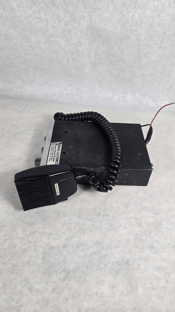Vintage PACE CB Radio CB133 With Microphone Howard Electronics NOT TESTED