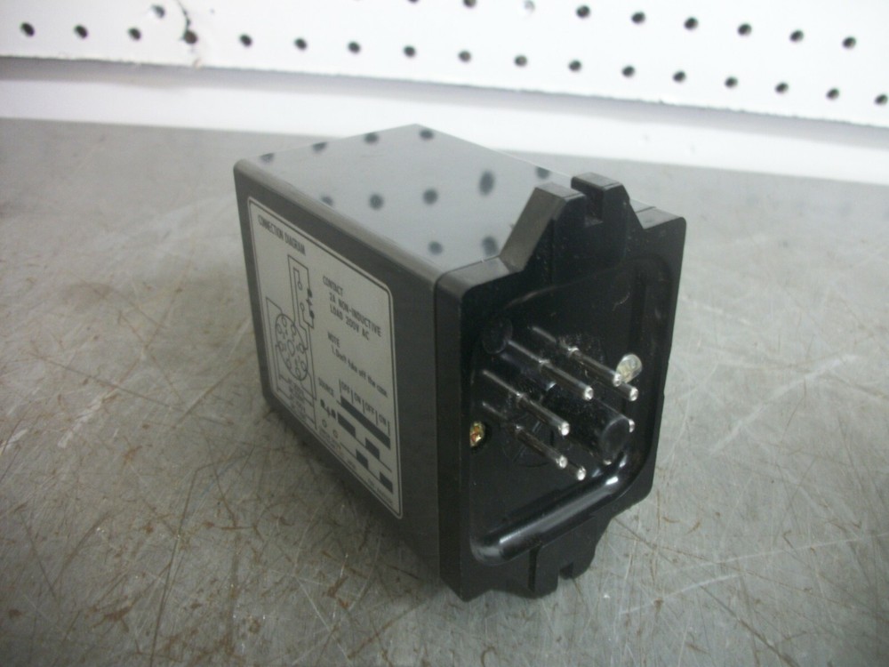 OMRON TWIN TIMER MODULE TDV-1 0-6SEC 100/200VOLT