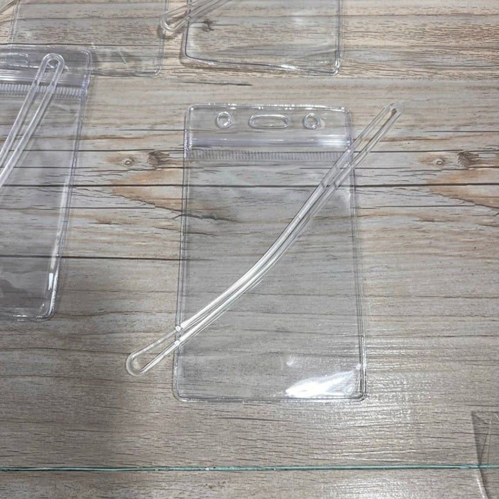 10 Clear Waterproof Luggage Tags/Badge Holders