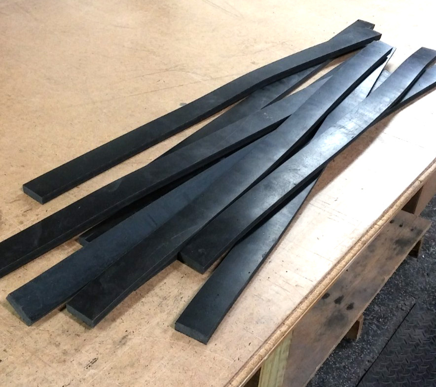 Neoprene Rubber Sheet  Solid 1/2" Thick x 2" W x 36" L Rect Strip 60 Duro