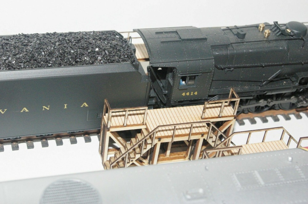 Ho scale cab access/service platform kit, Makes 2 platforms when built.