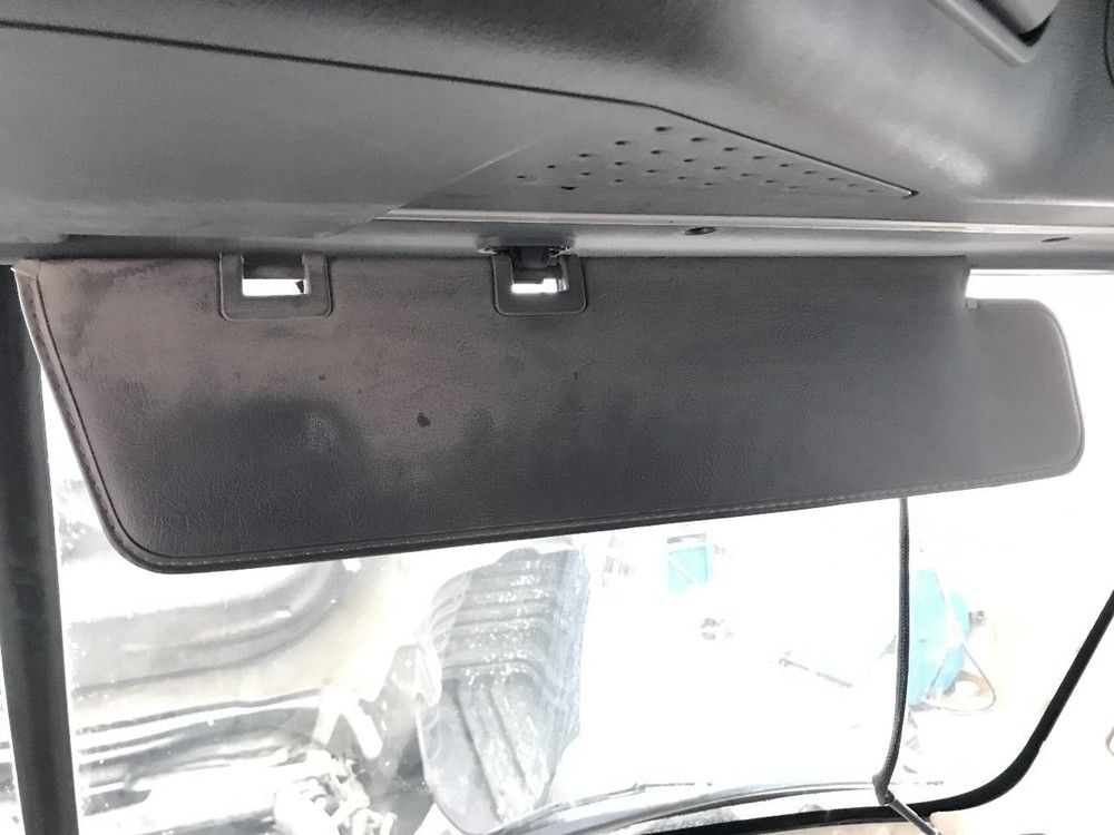 Freightliner CASCADIA Right/Passenger Interior Sun Visor - Used