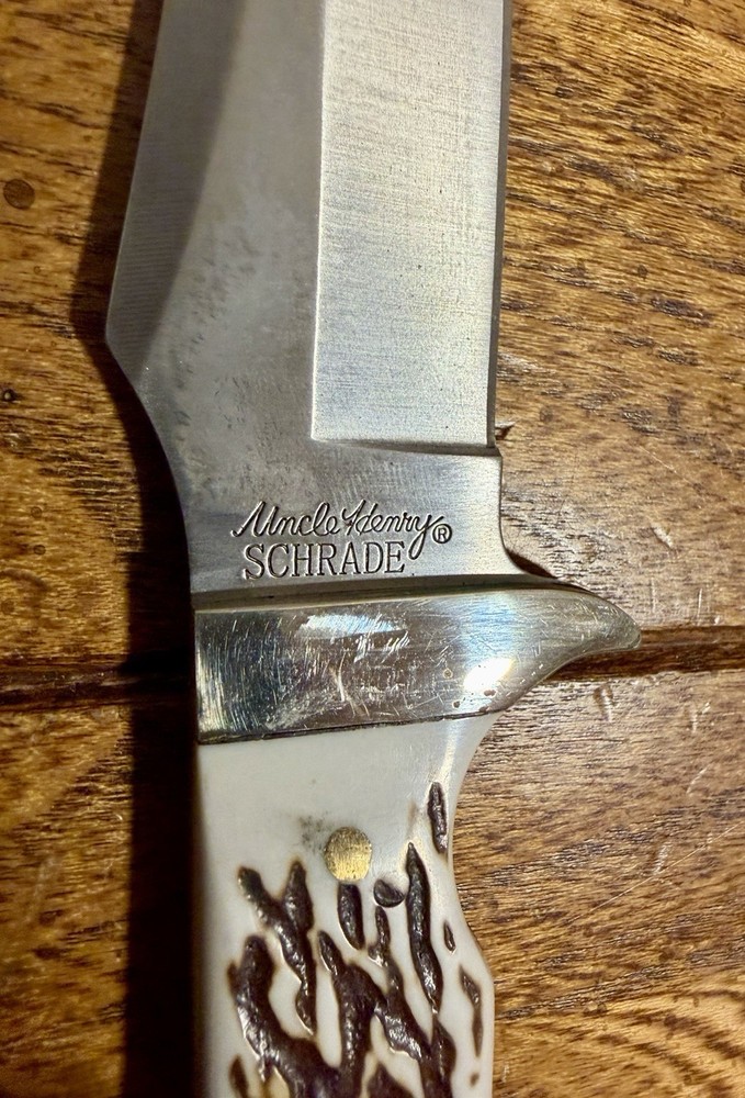 Schrade Uncle Henry Sharp Knife And Sheath.