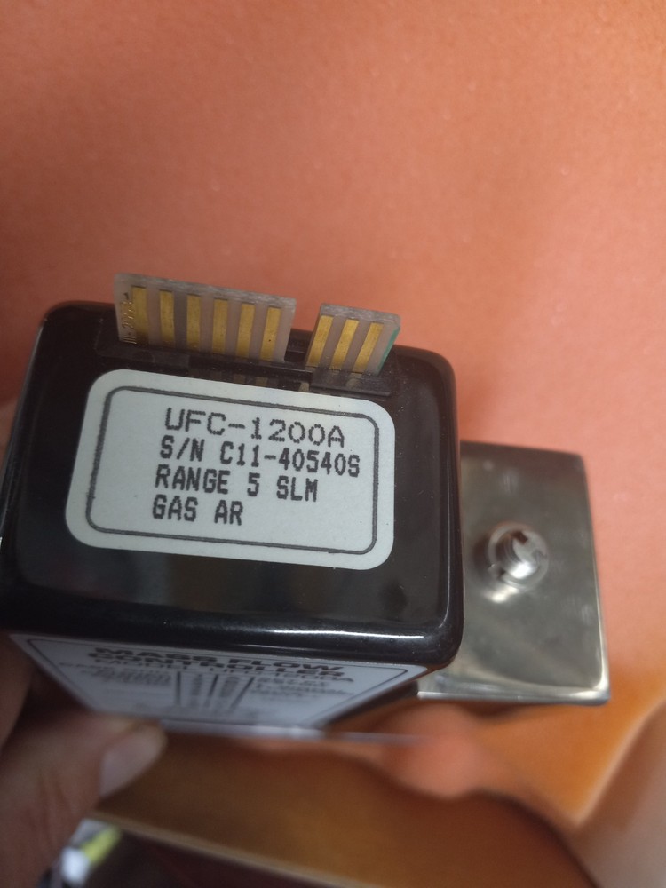 Unit UFC-1200A Mass Flow Controller MFC AR 5 SLM OPEN BOX