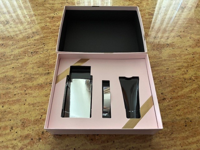 Narciso Rodriguez for her - EMPTY box only for 3 item perfume set